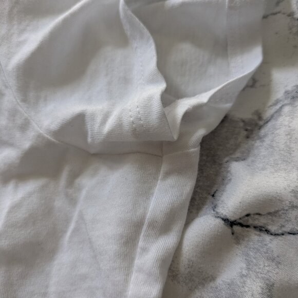 Mott & Bow White T-shirt - Picture 3 of 4